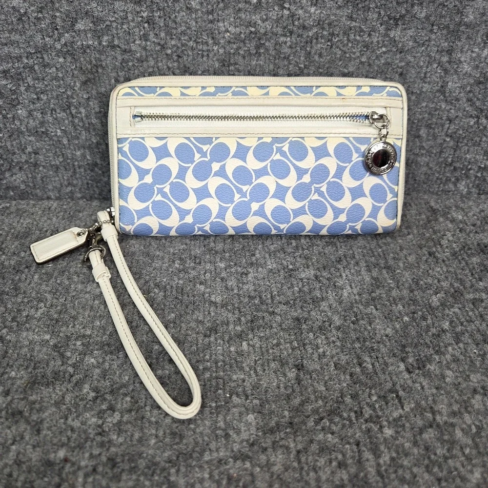 Coach Logo Light Blue & White Zip Around Wristlet Wallet Signature C y2K